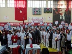Üniversiteler sporda yarışıyor